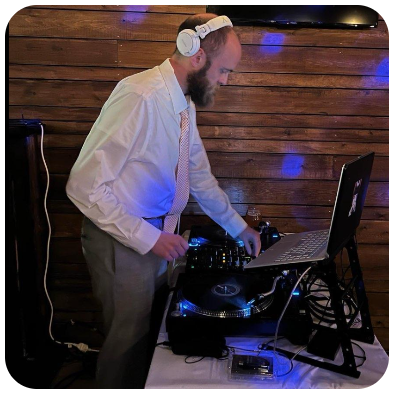 DJ Chris - Stag Entertainment DJ
